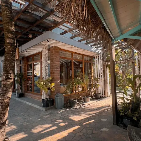 Coconut Dream Villas Gili Trawangan Exterior photo