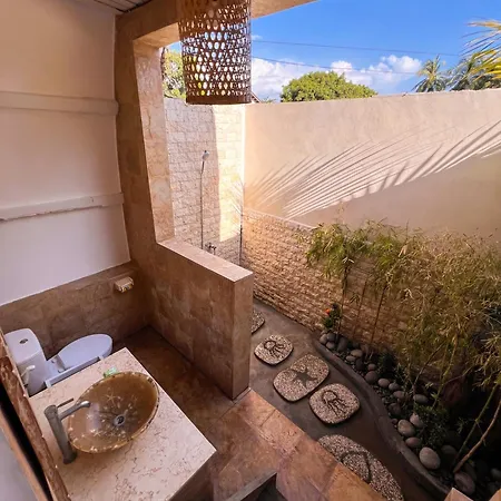 Coconut Dream Villas Gili Trawangan Exterior photo